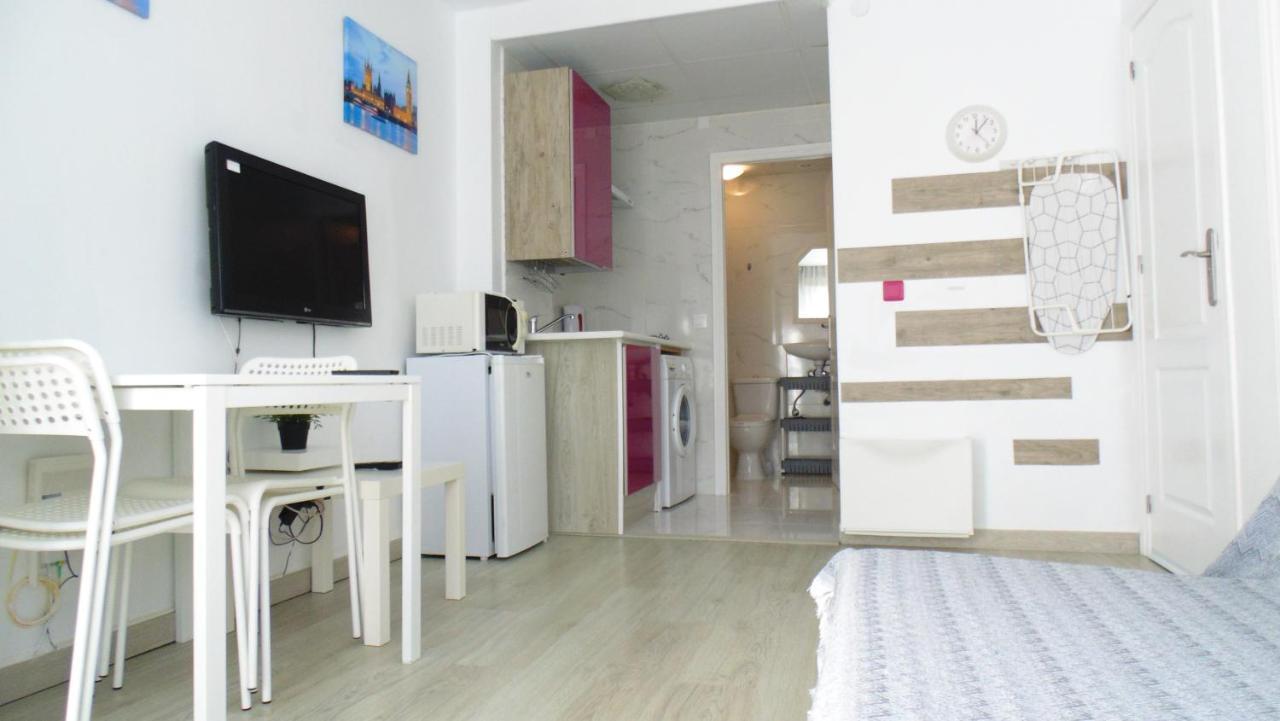 Apartamento En Centro A 150M Del Mar Apolo B 托雷维耶哈 外观 照片