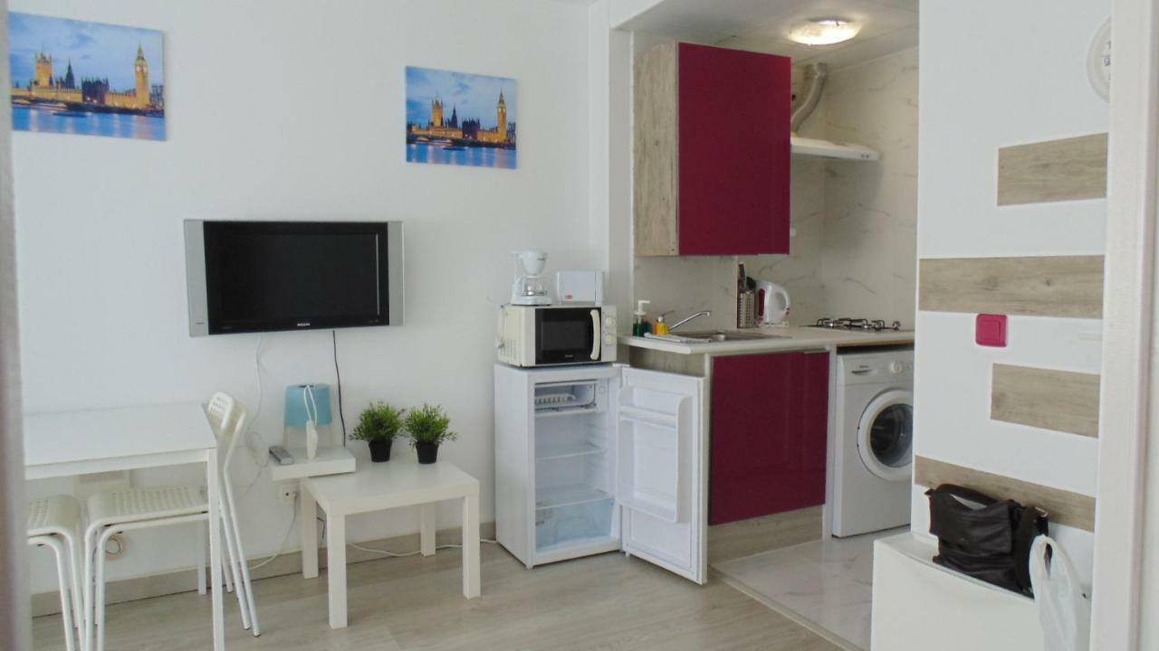 Apartamento En Centro A 150M Del Mar Apolo B 托雷维耶哈 外观 照片