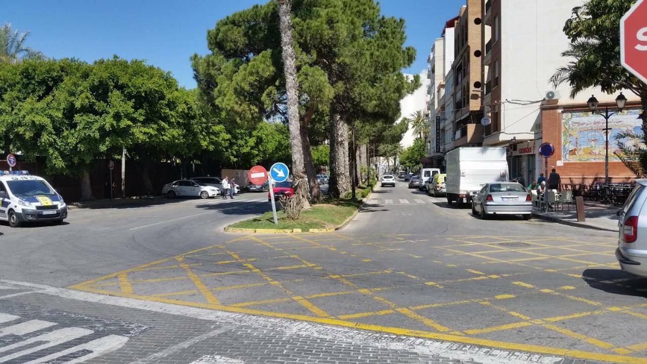 Apartamento En Centro A 150M Del Mar Apolo B 托雷维耶哈 外观 照片