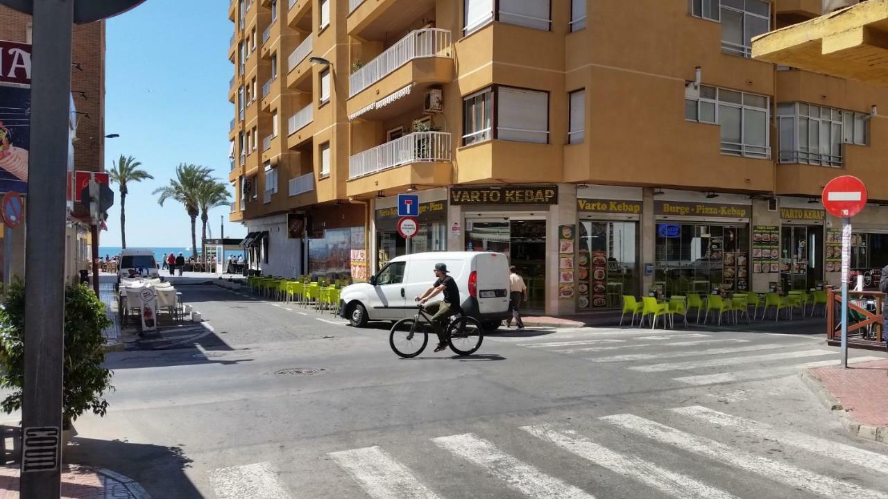 Apartamento En Centro A 150M Del Mar Apolo B 托雷维耶哈 外观 照片