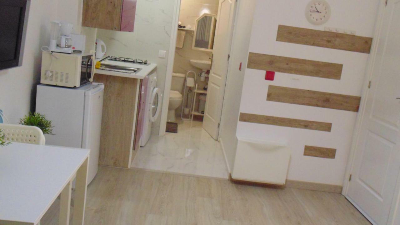 Apartamento En Centro A 150M Del Mar Apolo B 托雷维耶哈 外观 照片
